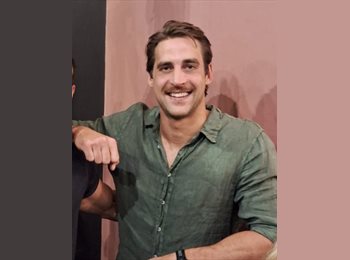 Roomgo UK - Matthew - 36 - West Brompton