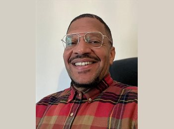 Roomgo UK - Leroy Nimley - 53 - Southport