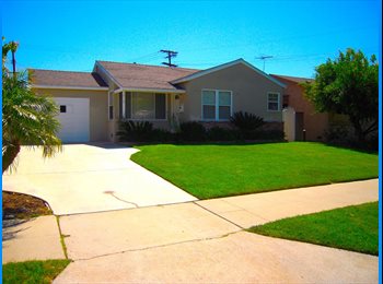 Roomgo US - Room for rent in Burbank., NoHo Arts District - $1,300 pm