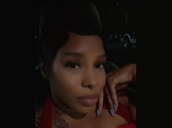 Roomgo US - Kenyia - 34 - Sandy Springs