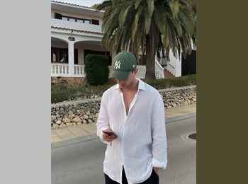 Roomgo US - Aissa - 25 - NYC