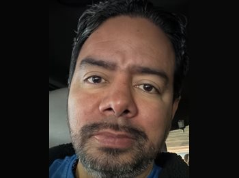 Roomgo US - Johan - 44 - Richmond