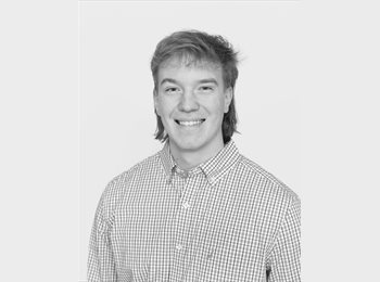 Roomgo US - jay - 23 - Portland