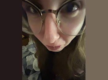 Roomgo US - Lyndie - 19 - United States