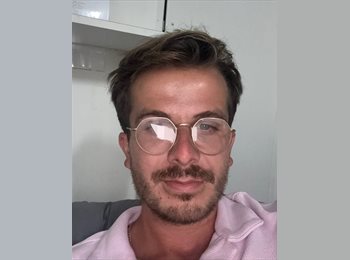 Roomgo US - Ethan - 25 - Pacific Beach