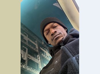 Roomgo US - John Gale  - 37 - Philadelphia