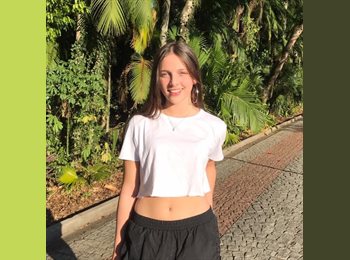 Roomgo US - Julia - 21 - Salt Lake City