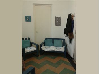 Roomgo AR - Alojamiento femenino céntrico, amueblado, con wifi, cable., Rosario - AR$ 140.000 pm