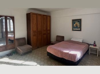 Roomgo AR - Habitación amplia en edificio histórico frente a Galerías Pacífico, Buenos Aires - AR$ 500.000 pm