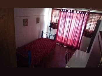 Roomgo AR - Habitación individual con balcón, Buenos Aires - AR$ 350.000 pm