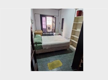 Roomgo AR - Habitacion para parejas o doble  (Caballito), Buenos Aires - AR$ 330.000 pm