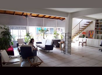 Roomgo AR - Habitacion enorme tipo studio c/ baño privado y balcón, en estupenda casa de 400 mt., Buenos Aires - AR$ 450.000 pm