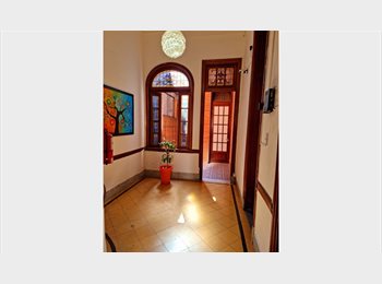 Roomgo AR - Residencia Habitaciones individuales de mujeres en caballito norte, Capital Federal - AR$ 400.000 pm