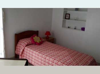 Roomgo AR - ALQUILO HABITACION INDIVIDUAL, CON CAMA, MESA DE LUZ, ESCRITORIO, PLACARD, BALCON A LA CALLE, CALEFA, Capital Federal - AR$ 350.000 pm