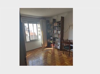 Roomgo AR - Habitación en Cofico a 8 cuadras del centro, Argentina - AR$ 0 pm