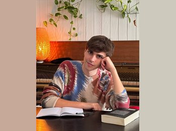 Roomgo AR - Adrià - 25 - Buenos Aires