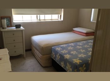 Roomgo AU - Little Bay, Kingsford - $425 pw