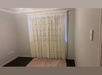 Roomgo AU - Room for rent., Beenleigh - $200 pw