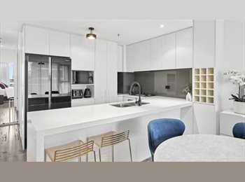 Roomgo AU - Private room with ensuite, Darlington - $550 pw