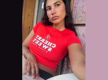 Roomgo AU - Judit - 37 - Byron Bay