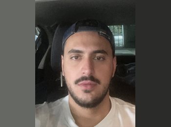 Roomgo AU - Pierre Luc - 24 - Cairns