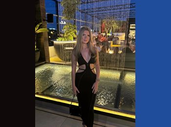 Roomgo AU - Emily - 26 - Melbourne