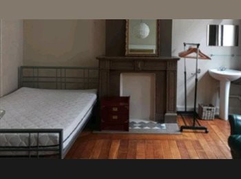 Appartager BE - 4 CHAMBRES MEUBLÉES INDIVIDUELLES DOUCHE PRIVÉE, Liège - 520 € pm