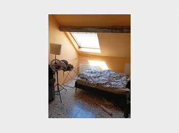 Appartager BE - Colocation Sympa au Cœur de St Giĺles libre le 1er septembre, Saint Gilles Sint Gillis - 525 € pm