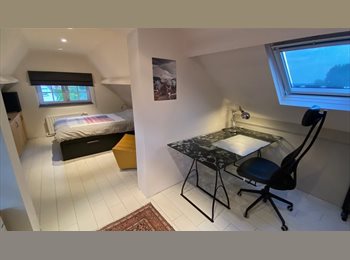 Appartager BE - Chambre à louer dans maison cosy avec jardin, proche de l'UCL, Wavre - 550 € pm