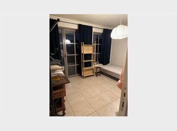 Appartager BE - Chambre 16 m2, Jette - 1 € pm