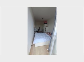 Appartager BE - Coloc sympa à 3  sur Woluwe (Roodebeek), Woluwe Saint Lambert - Sint Lambrechts Woluwe - 540 € pm