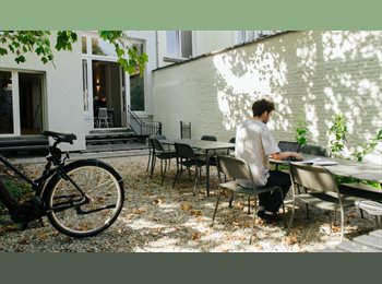 Appartager BE - Splendid shared house, Ixelles-Elsene - 700 € pm