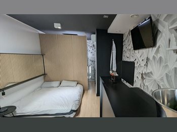 Appartager BE - Studio Mons accessible à pied du centre, Mons - 500 € pm