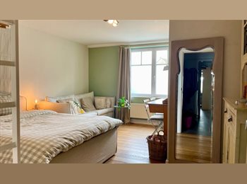 Appartager BE - Grande chambre meublée à La Hulpe (proche Bruxelles et parc) - 650€ charges comprises (eau, gaz, éle, La Hulpe - 650 € pm