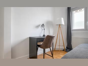 Appartager BE - Charmante chambre meublée dans un appartement lumineux de 130 m² à Bruxelles, Belgique pour 500 euro, Ixelles-Elsene - 500 € pm
