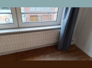 Appartager BE - Chambre dans colocation 3 personnes - 633euros - dispo dès le 2 avril 2026, Drogenbos - 633 € pm