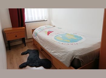 Appartager BE - Chambre lumineuse 9m², Anderlecht - 630 € pm