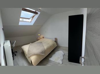 Appartager BE - Chambre à louer dans colocation, Charleroi - 405 € pm