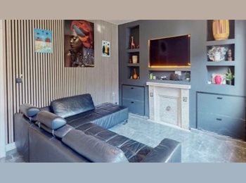 Appartager BE - Chambre dans une maison familiale calme et fraîchement rénovée, La Louvière - 425 € pm