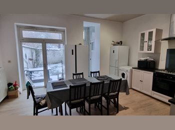 Appartager BE - Chambre au rez libre immédiatement avec domiciliation - douche et évier privatifs, Jette - 660 € pm