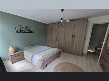 Appartager BE - Chambre à louer dans une maison en colocation, Charleroi - 600 € pm