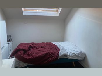 Appartager BE - Maman et fille de 6 ans recherche coloc, Bruxelles - 500 € pm