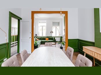 Appartager BE - Coliving à Liège – Chambre meublée avec salle de bain privative (Guillemins), Liège - 725 € pm