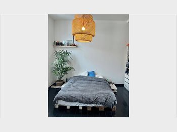 Appartager BE - Chambre dispo dans un apparte calme avec colocs sympa et agréable ., Ixelles-Elsene - 1.045 € pm