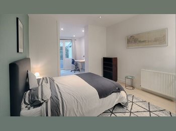 Appartager BE - Grande chambre dans une colocation internationale – Quartier Européen, Ixelles-Elsene - 950 € pm