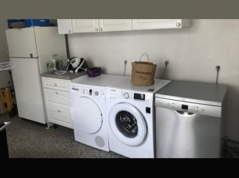Appartager BE - chambre étudiant dans colocation, Charleroi - 330 € pm