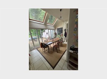 Appartager BE - Colocation dans grande maison Ixelles, Auderghem-Oudergem - 450 € pm