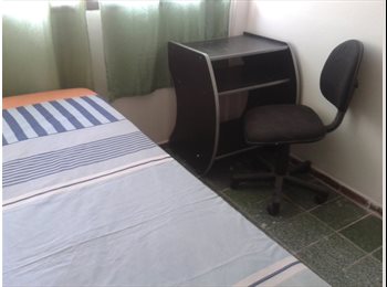Roomgo BR - Bedroom for rent in Butantã São Paulo, Butantã - R$ 870 Por mês