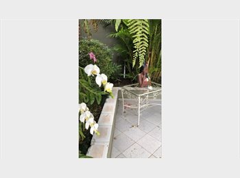 Roomgo BR - Morada dos Anjos  -  Suite Metro Butanta, Butantã - R$ 1.850 Por mês