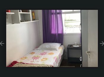 Roomgo BR - Alugo quarto mobiliado com tv a cabo waif ambiente familiar em condomínio fechado monitorando por câ, Moema - R$ 1.900 Por mês